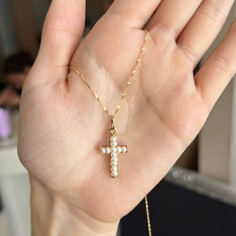 Cruz con Perlas 14k