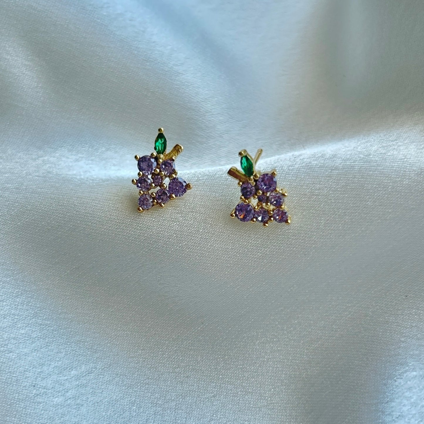 Grape Studs (pieza)