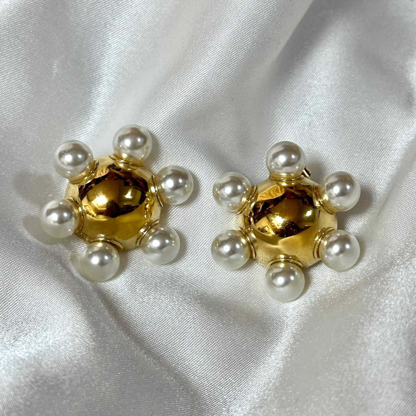 Bridget Pearl Earrings